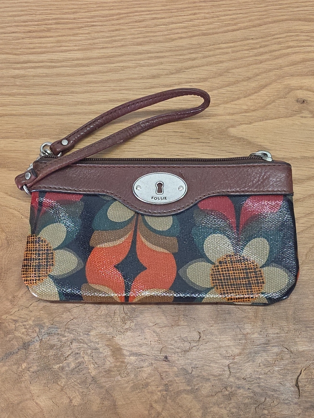 Fossil Key-Per Brown Multi Floral Boho Coated Canvas Wristlet Clutch